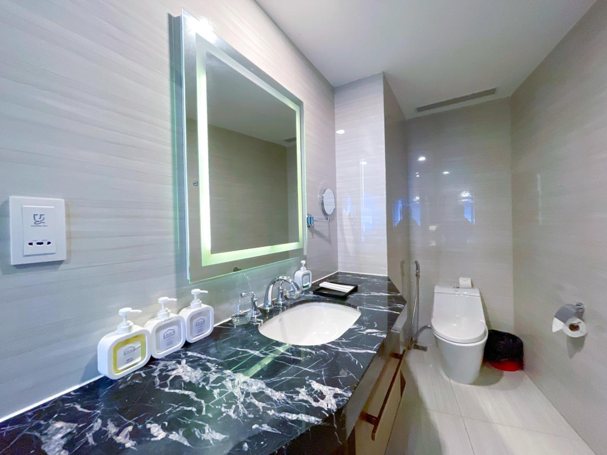 Luxury Seaview Panorama Nha Trang By Luna Exterior photo